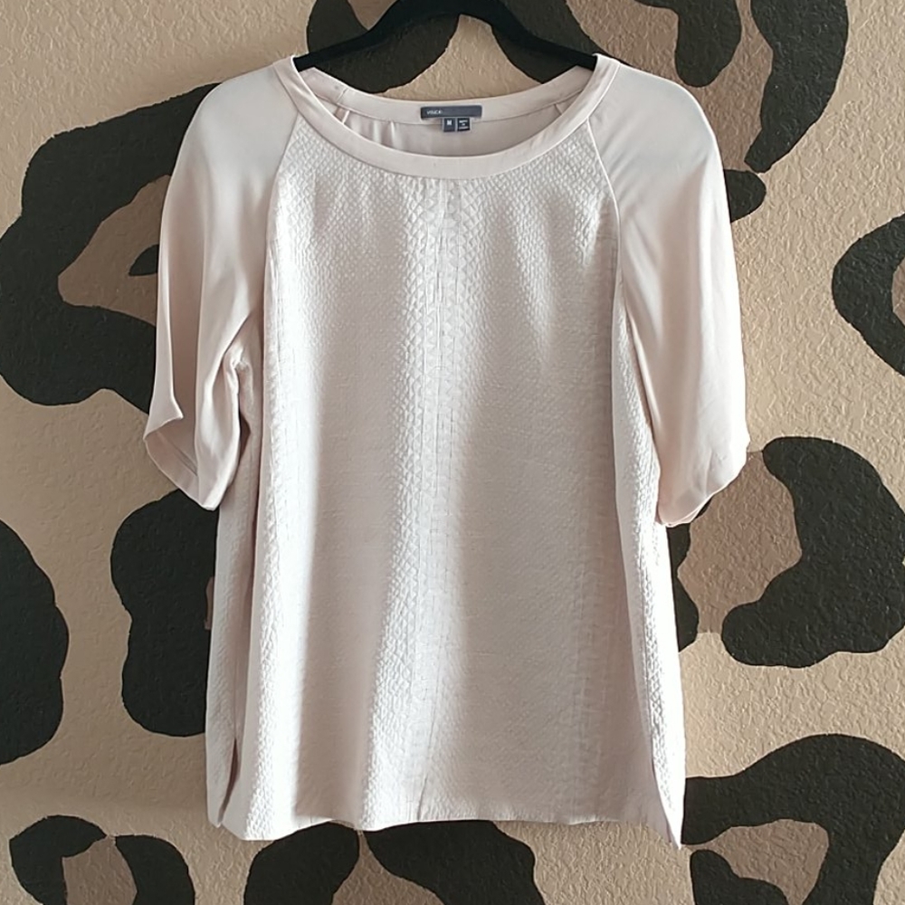 Vince Textured Pale Pink Short Sleeve Blouse